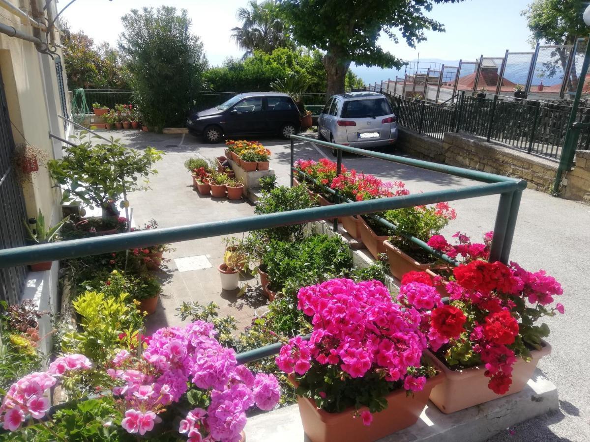 Casa Vacanze Napoli Posillipo Exterior photo